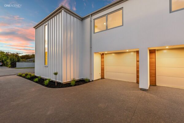 2195909607134 Westminster Street